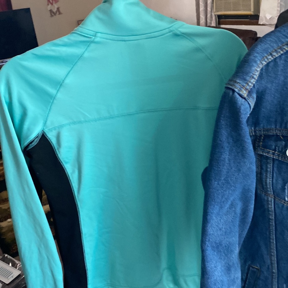 Pink pullover - Picture 3 of 3